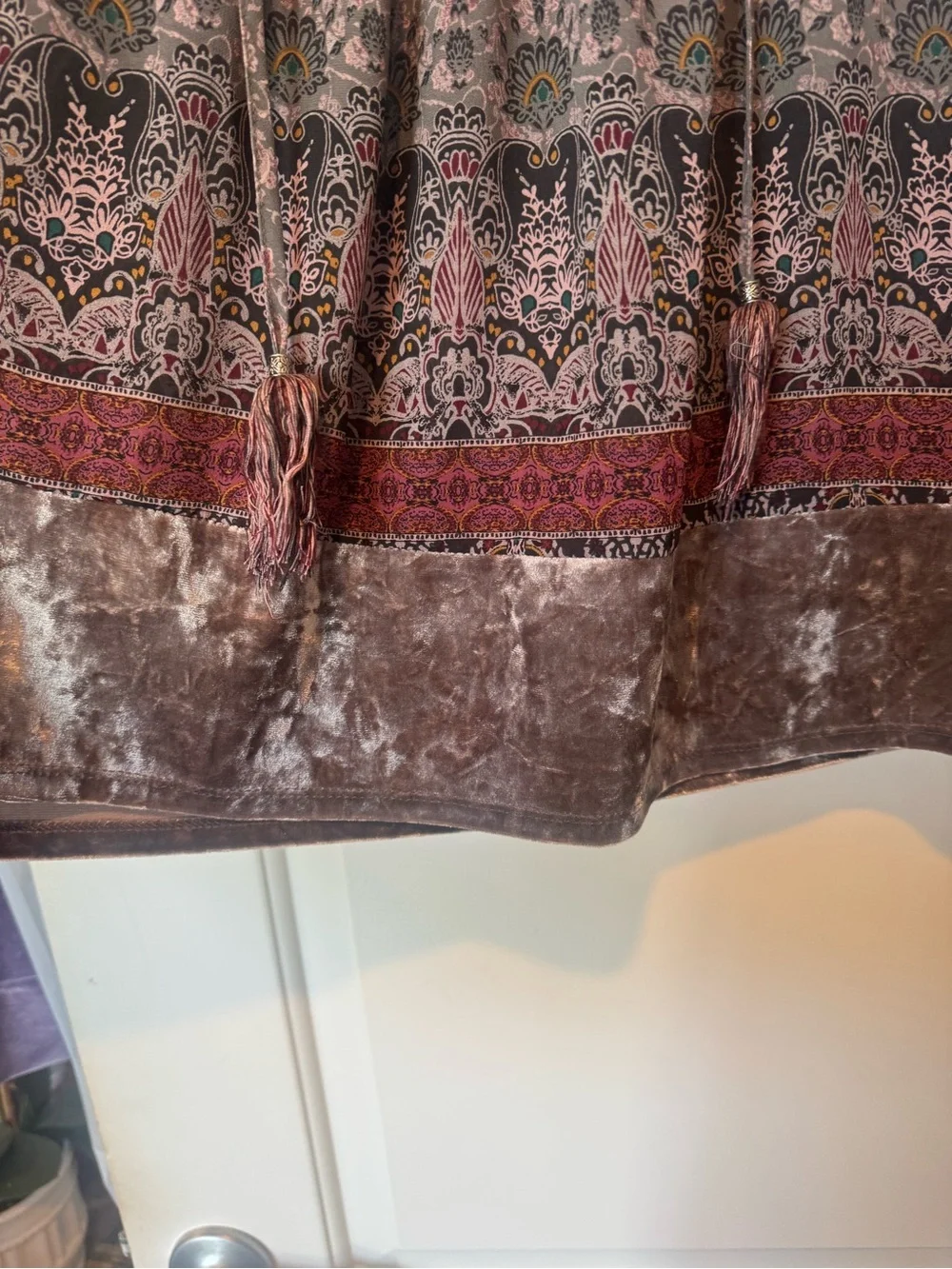 Knox Rose Gray Peasant Blouse with Burgundy Accents - Picture 2 of 3